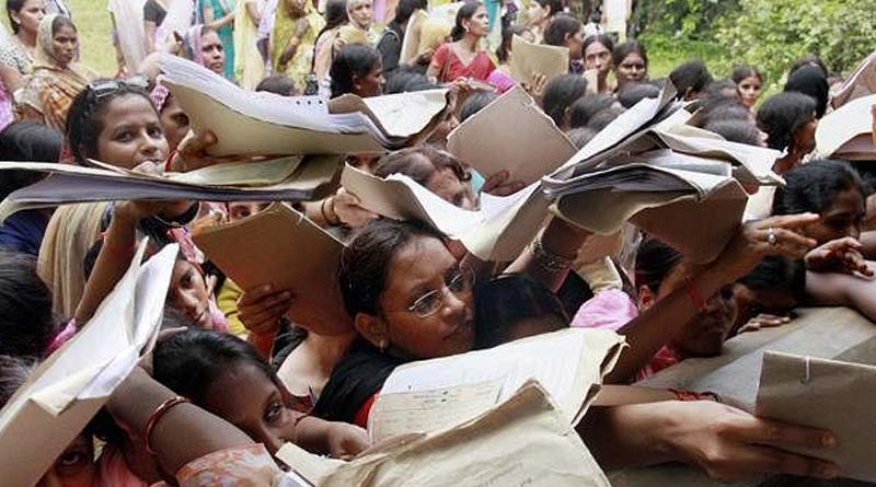 This image has an empty alt attribute; its file name is Unemployment.jpg